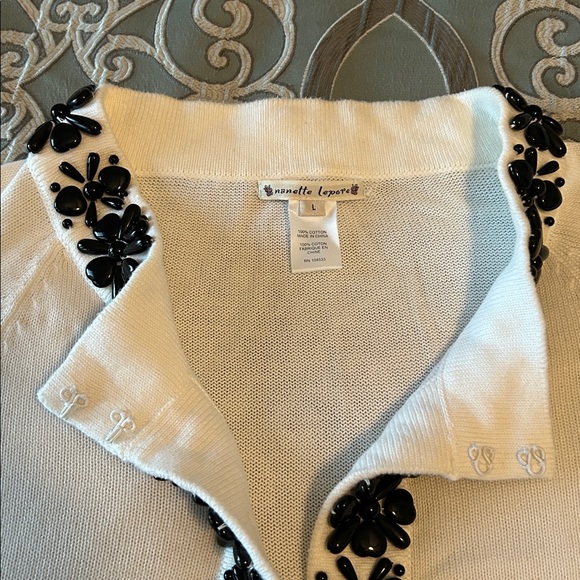 Nanette Lepore - White Cotton Cardigan with black beadwork. Size L - Picture 2 of 10